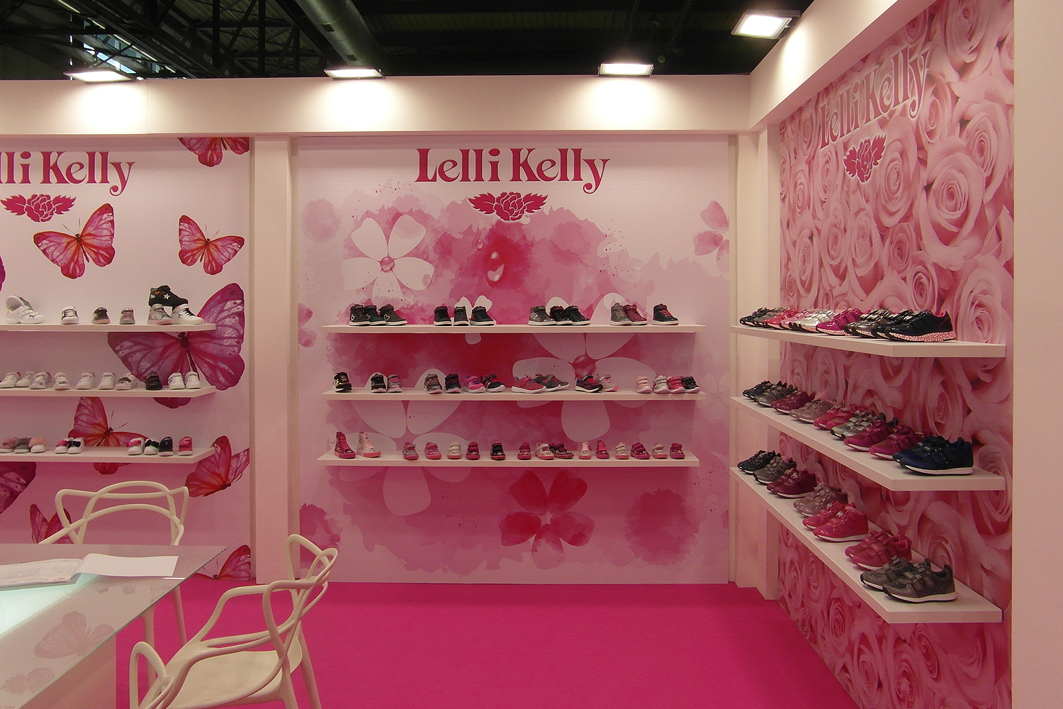 Allestimento stand fieristico Micam - Lelly Kelly